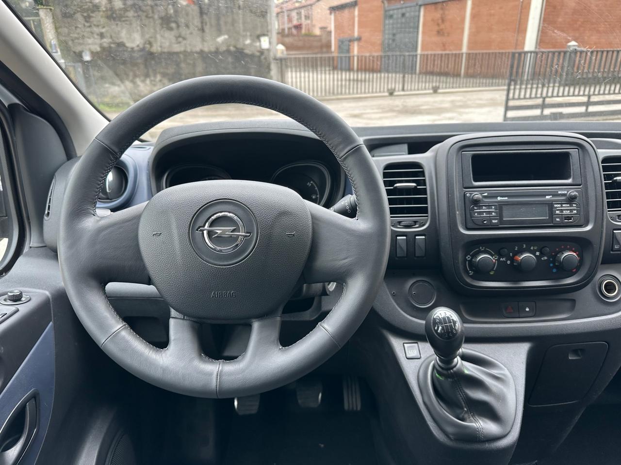 Renault Trafic 6 posti Autocarto Poss Finanziamento