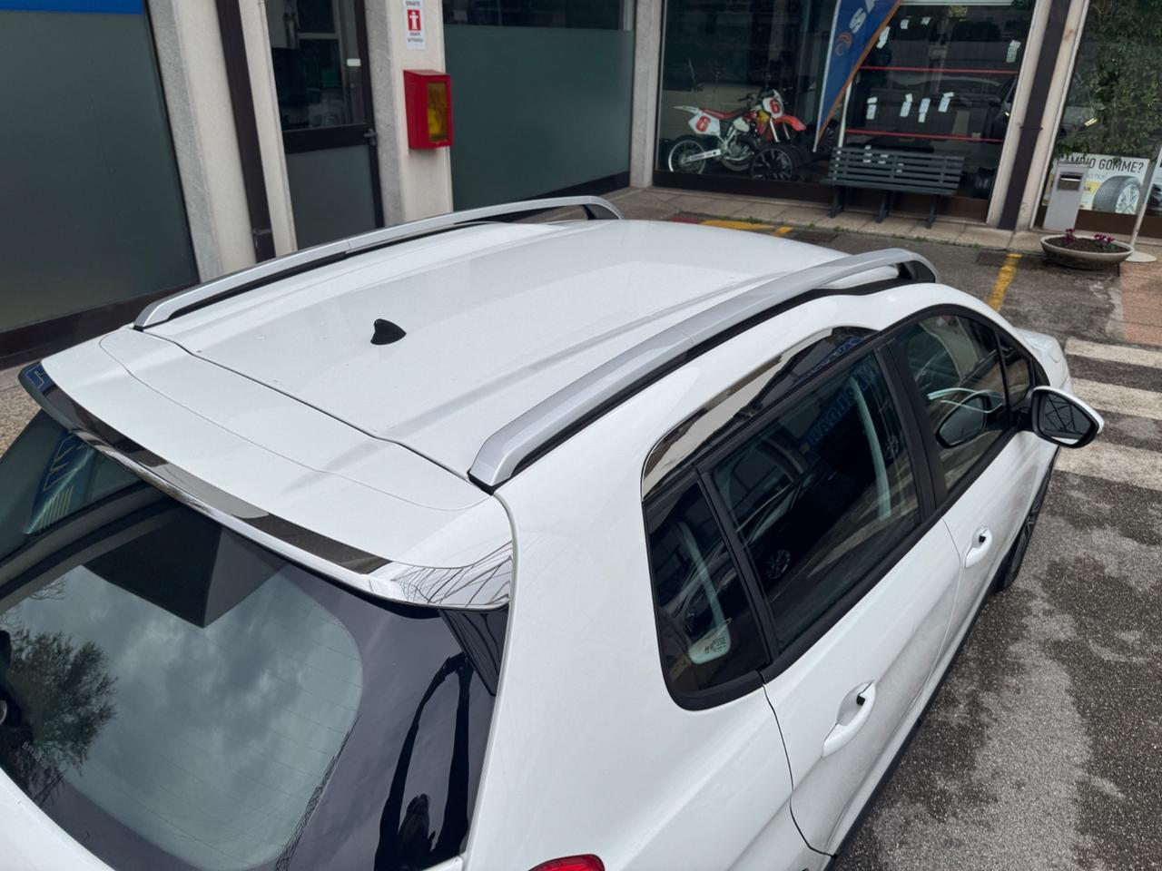 Peugeot 2008 1.6 e-HDi 92 CV 2015