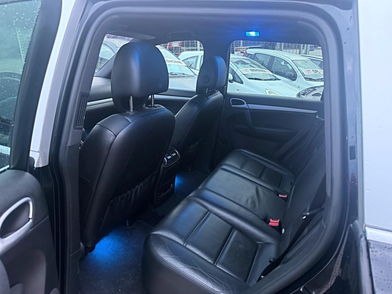 Porsche Cayenne 3.0 Diesel Garanzia 12 Mesi
