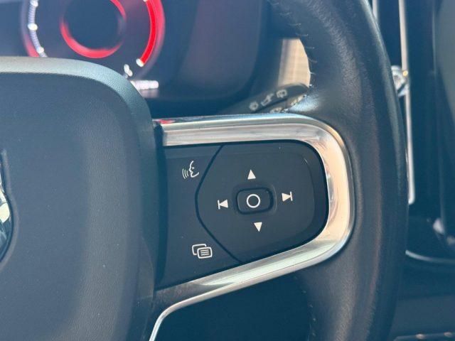 VOLVO XC40 D3