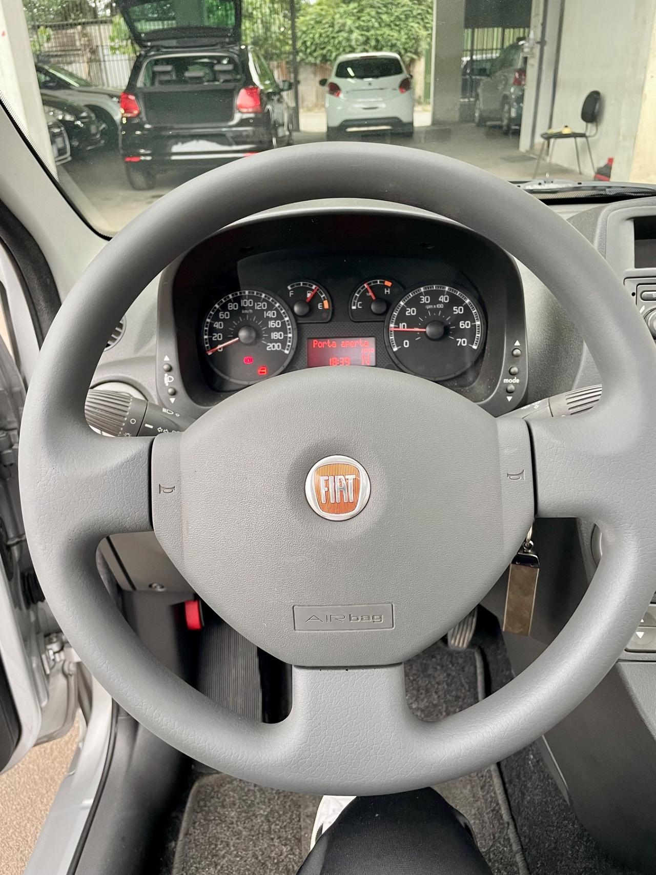 Fiat Panda 1.2 Dynamic automatica tetto panoramico apribile