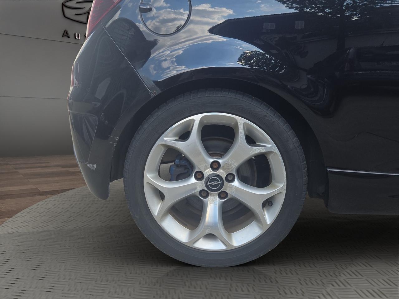 Opel Corsa 1.6 T 192CV 3 porte OPC