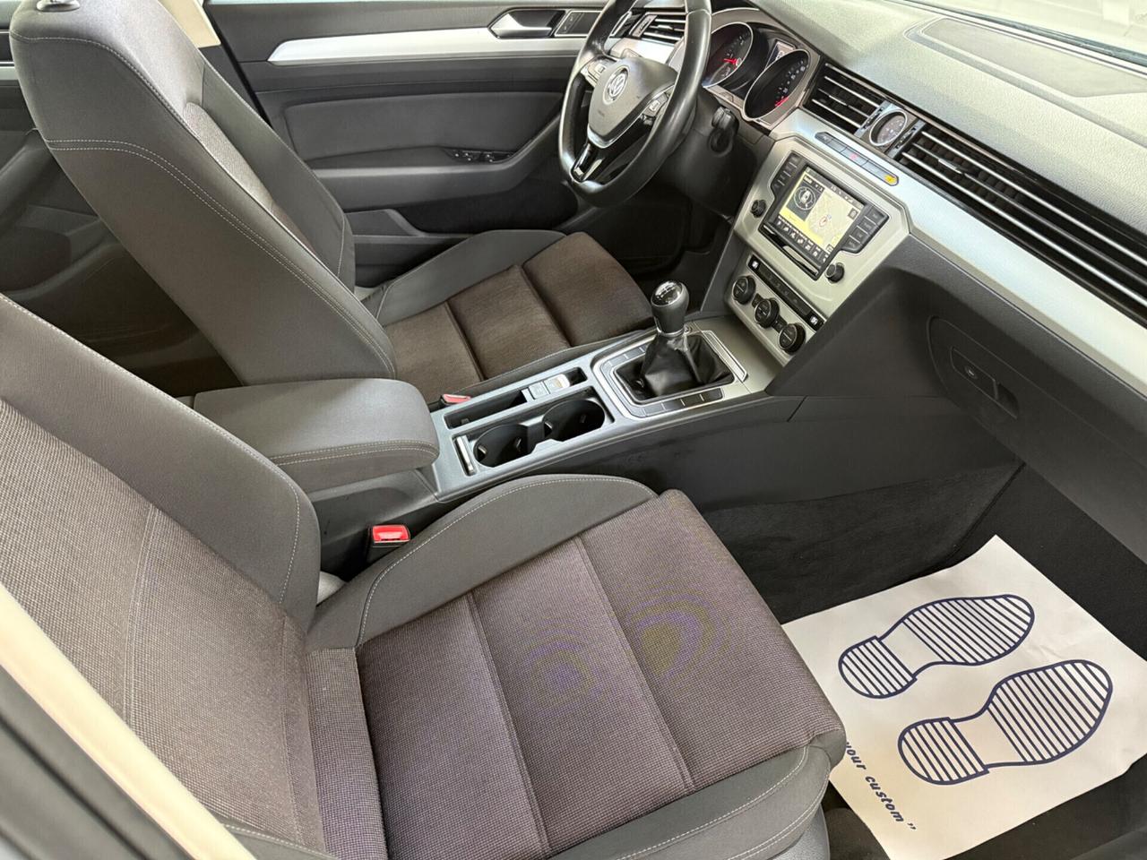 Volkswagen Passat Variant 1.6 TDI 120Cv - 2017