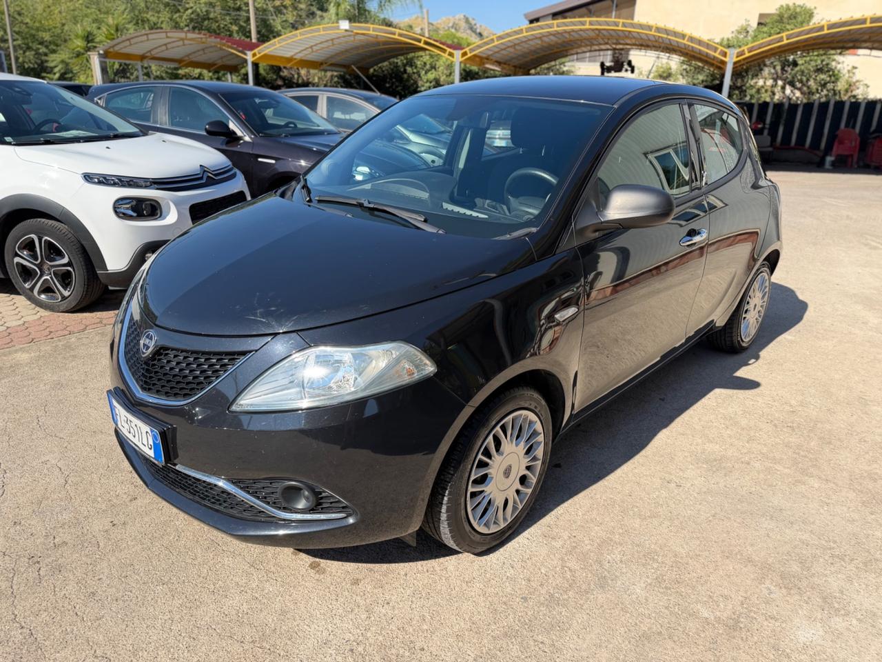 Lancia Ypsilon 1.2 69 CV 5 porte GPL Km Certificati