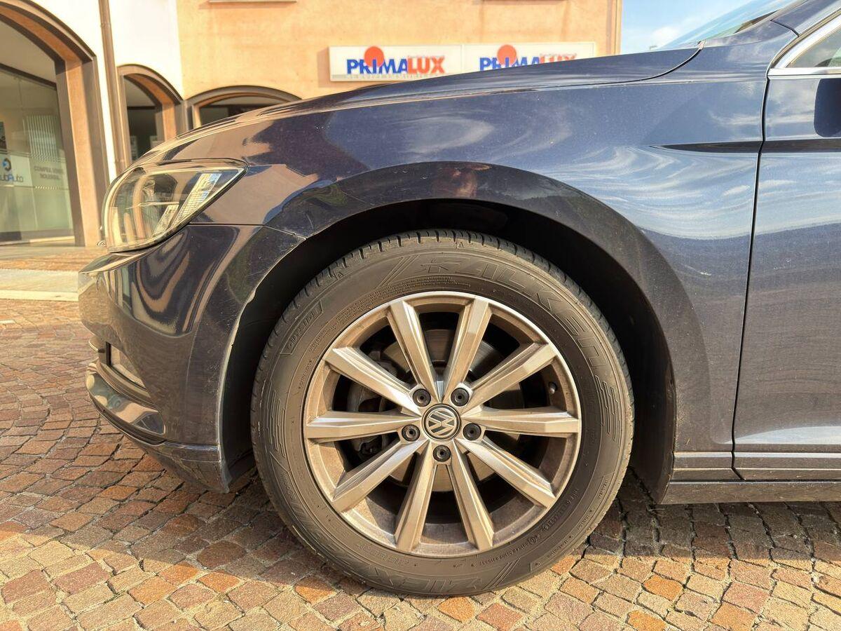 Volkswagen Passat 2.0 tdi Highline Executive 150cv