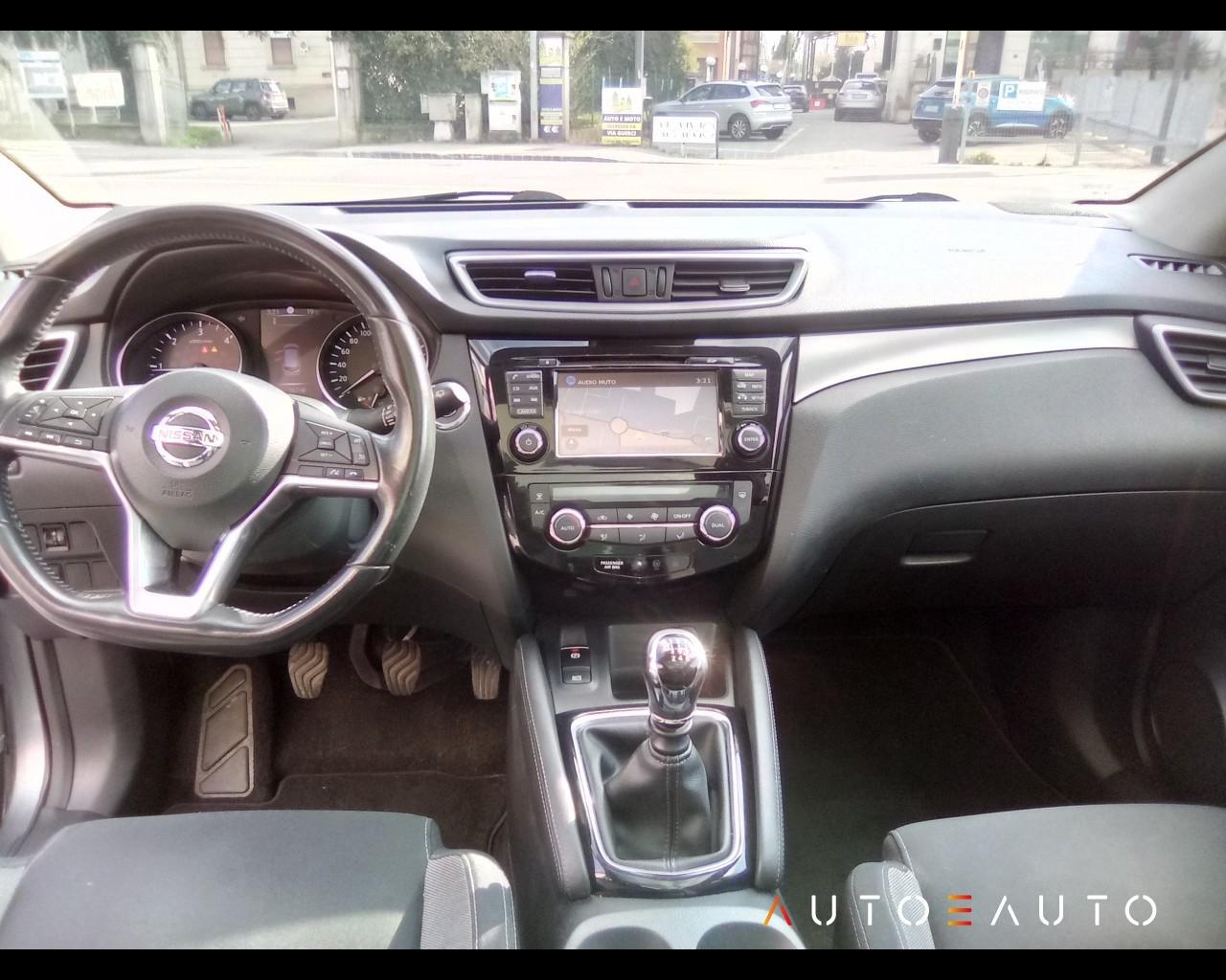 NISSAN Qashqai II 2017 - qashqai 1.5 dci N-Connecta 110cv