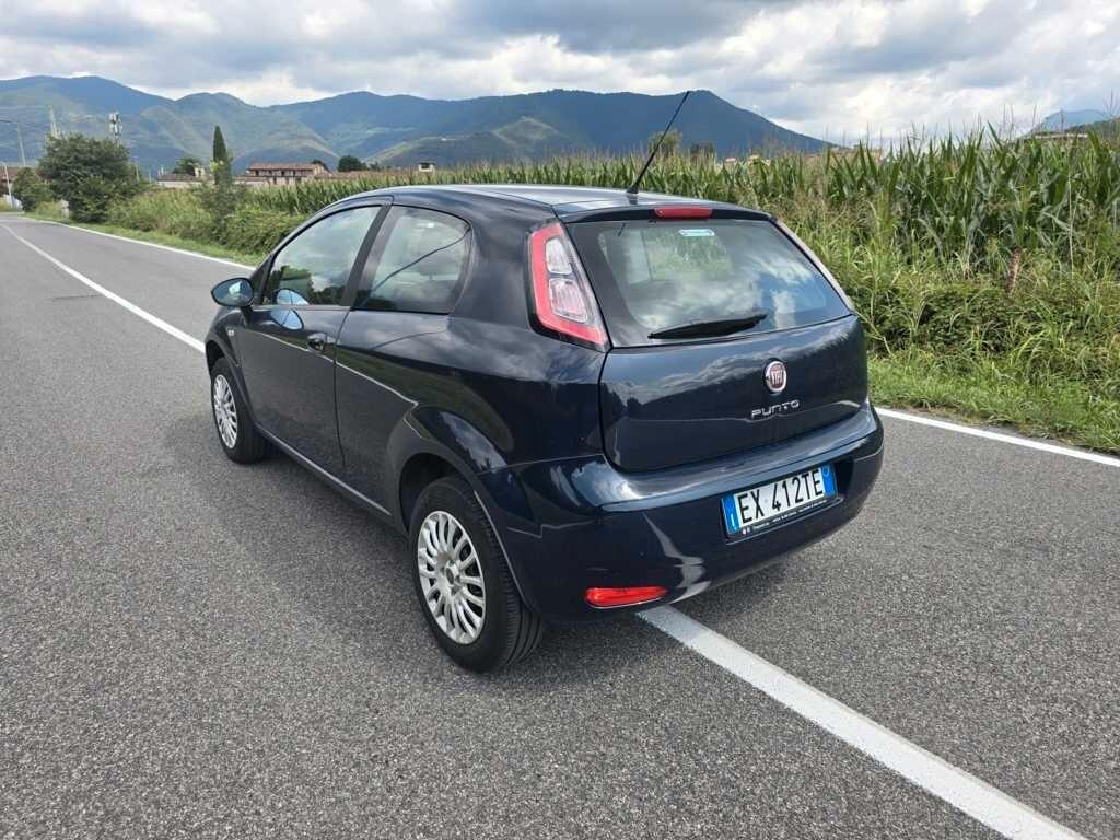 FIAT PUNTO EVO BENZ/METANO- EURO 6- OK NEOPATENTATI-