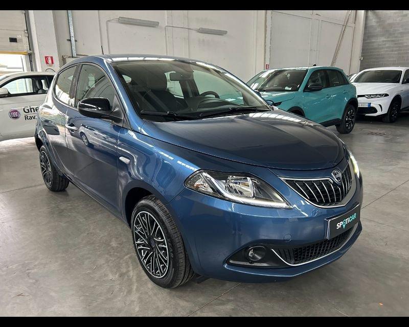 Lancia Ypsilon NUOVA My23 1.0 Firefly 70 CvStart&Stop Hybrid Gold