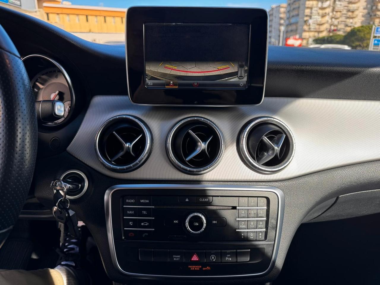 MERCEDES CLA 200D SHOOTING BRAKE 136CV AUTOMATICA