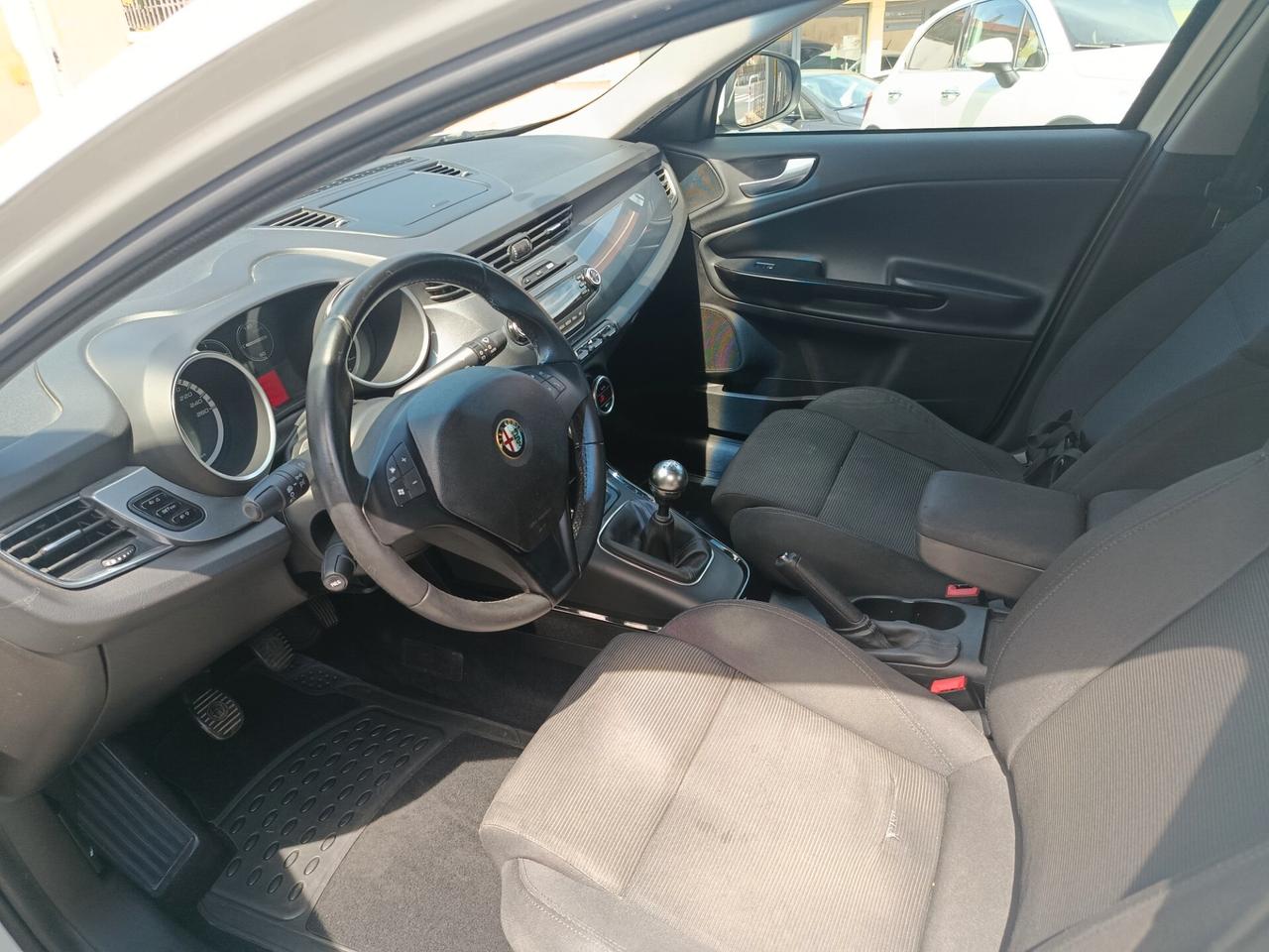Alfa Romeo Giulietta 2.0 JTDm-2 140 CV Exclusive