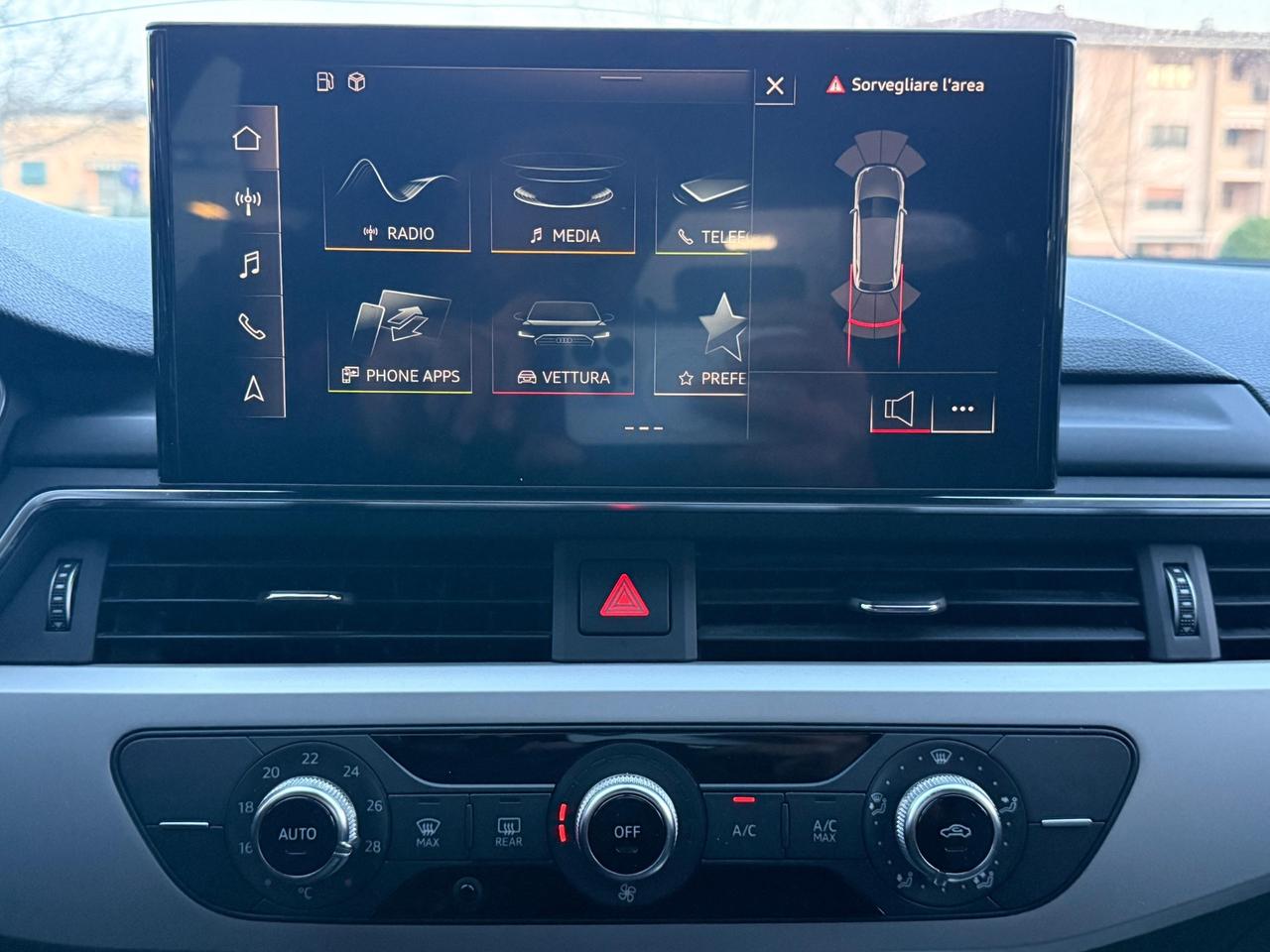 Audi A4 Avant 30 TDI/136 CV S tronic Business Advanced