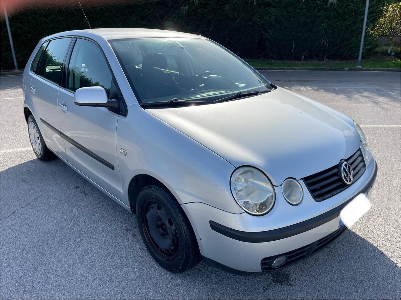 VOLKSWAGEN POLO 1.2 BENZINA NEOPATENTATI 185.000 KM 2003.