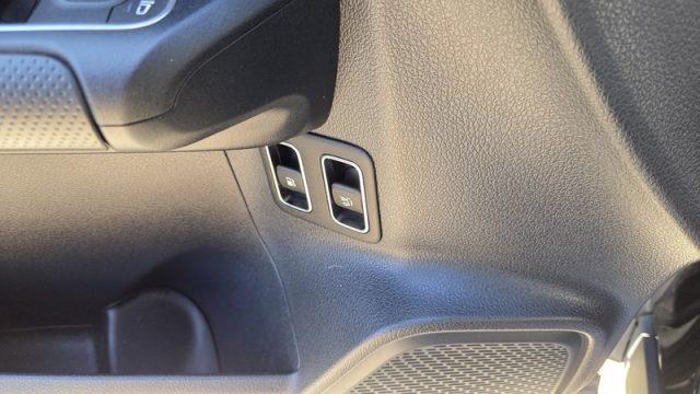 MERCEDES-BENZ GLA 250 e hybrid EQ Business Extra PERMUTE GARANZIA 2028
