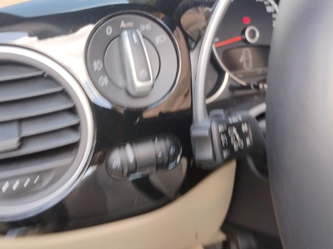 Volkswagen Maggiolino Cabrio 1.2 tsi Design.NAVIGATORE.SEDILI RISCALDATI