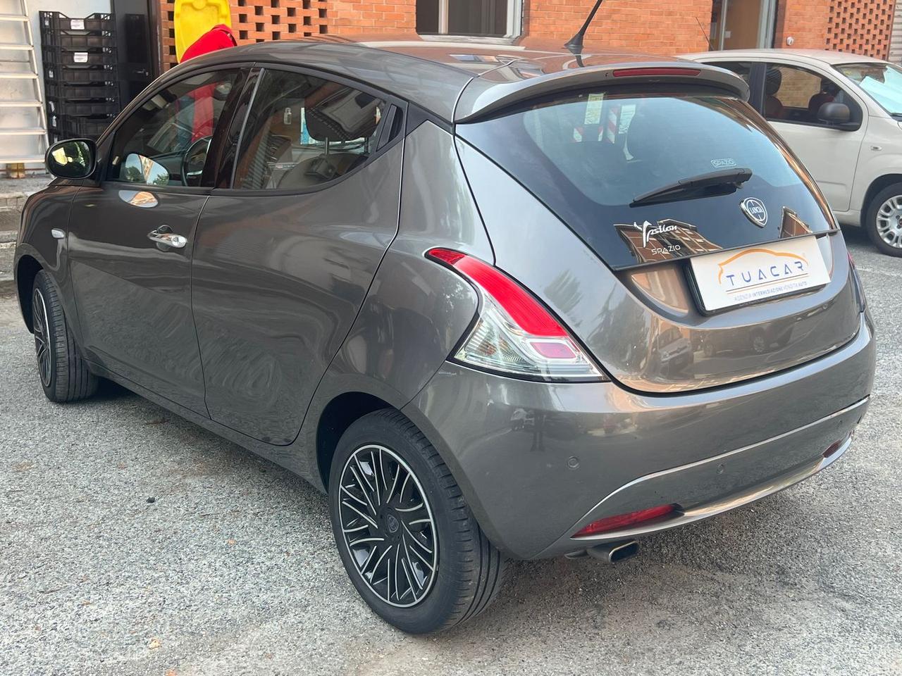 Lancia Ypsilon Gold 1.2 #11157