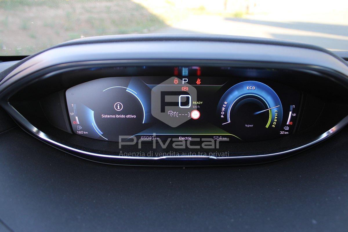 PEUGEOT 3008 Hybrid 225 e-EAT8 GT