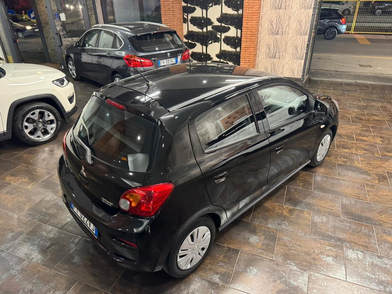 Mitsubishi Space Star 1.0 Invite