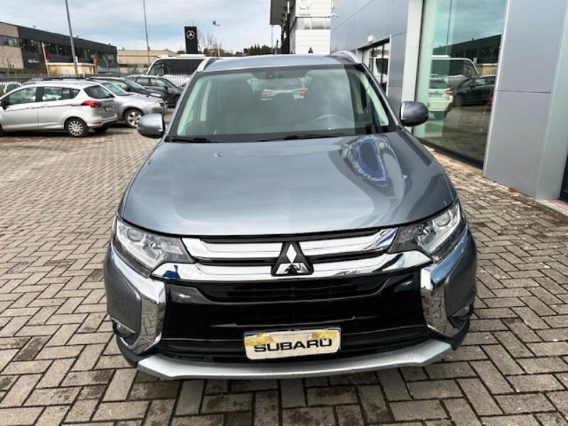 Mitsubishi Outlander 2.2 DI-D 4WD Instyle 7p.
