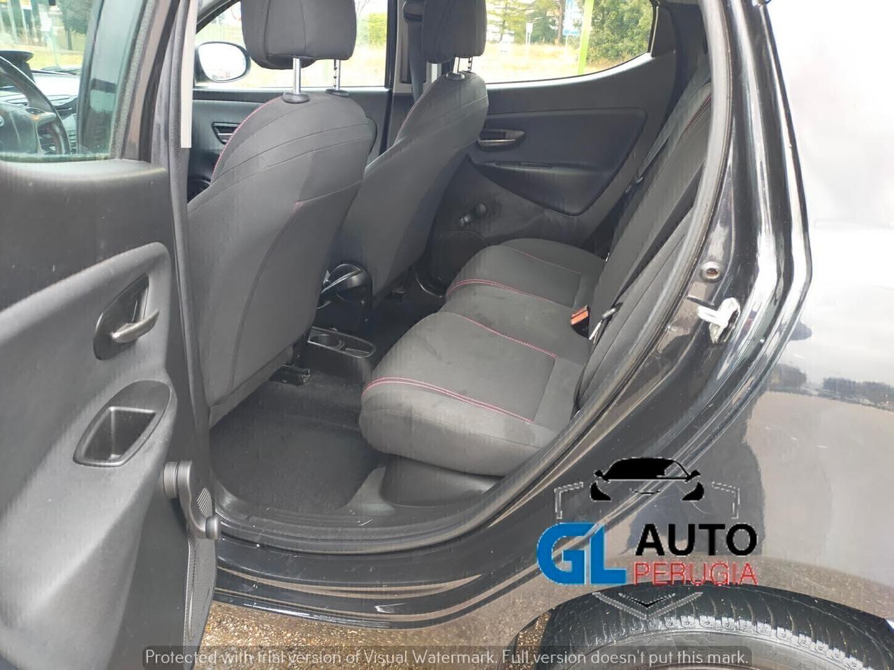 Lancia Ypsilon 0.9 TwinAir 85 CV Metano Elefantino rosa UNICOPROPR.