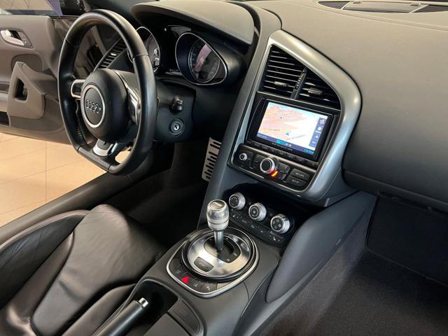 AUDI R8 Coupè 4.2 V8 quattro r-tronic FULL FULL SERVICE !