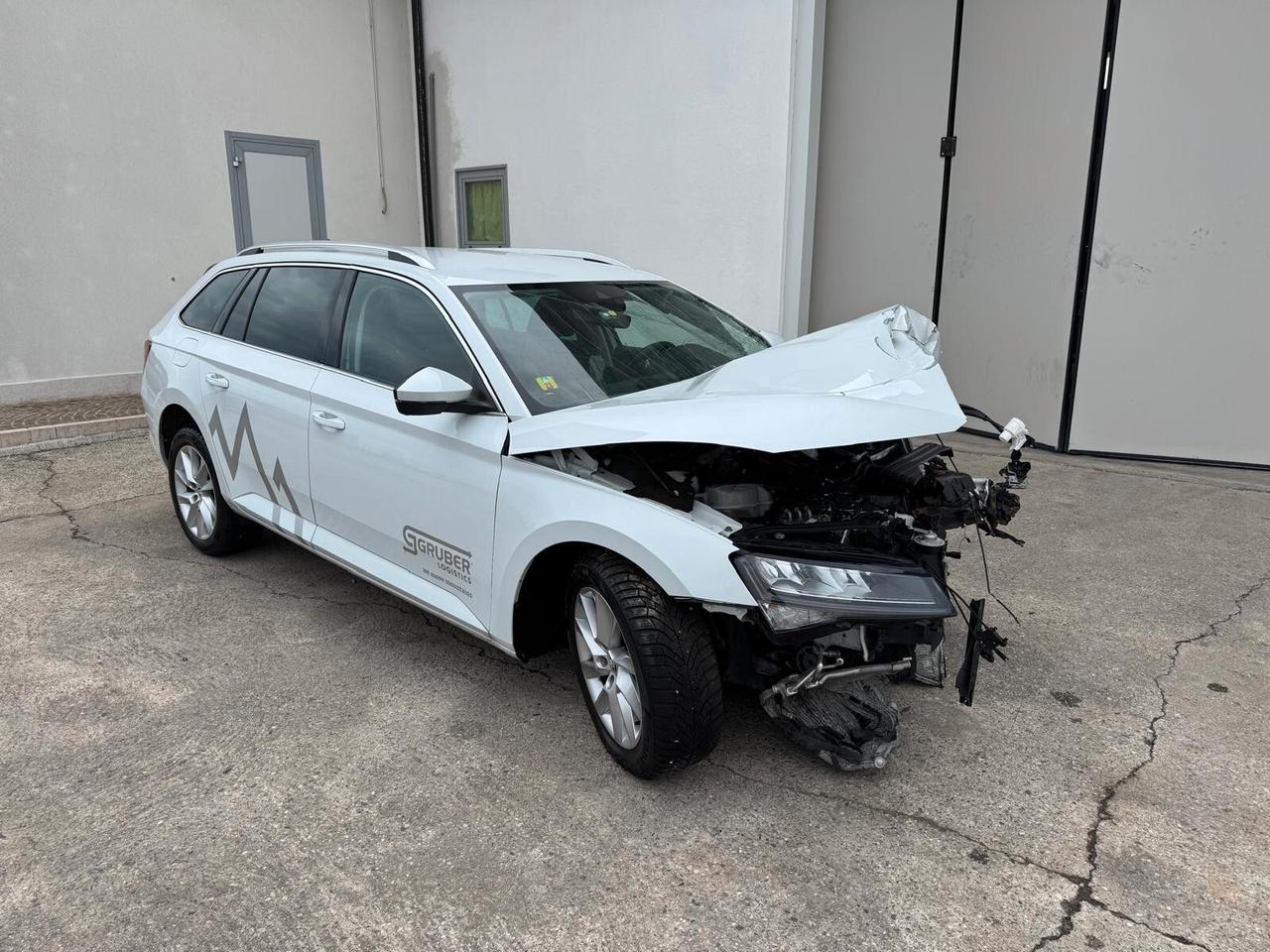 Skoda Superb Wagon 2.0 tdi evo 150cv dsg