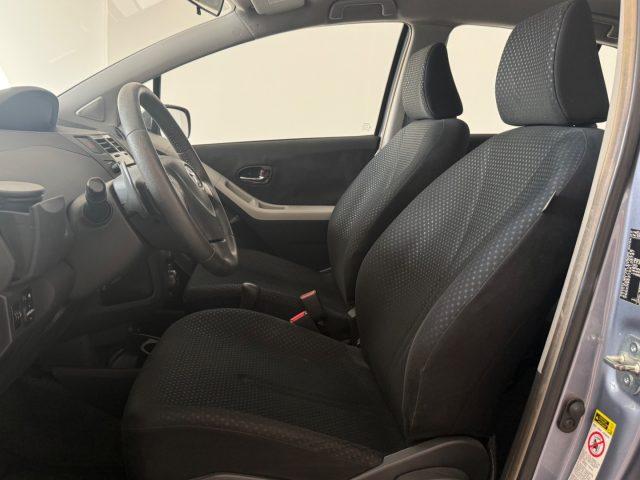 TOYOTA Yaris 1.3 5 porte M-MT Sol