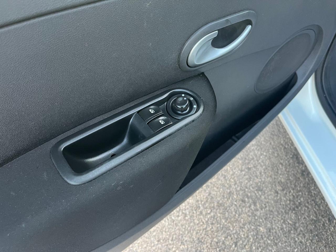 Renault Clio 1.2 5 porte GPL Dynamique 2012