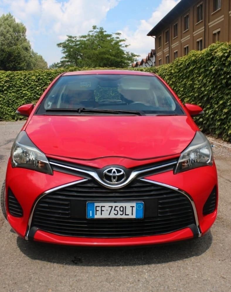 Toyota Yaris 1.0 5 porte