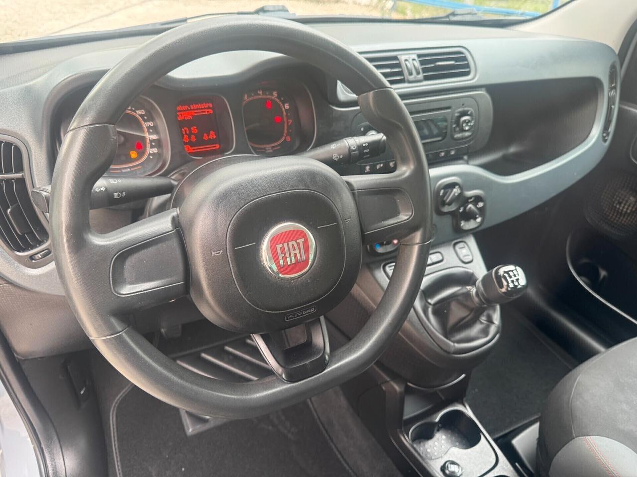 Fiat Panda 1.2 Lounge 1 proprietario nord italia km certificati 2018