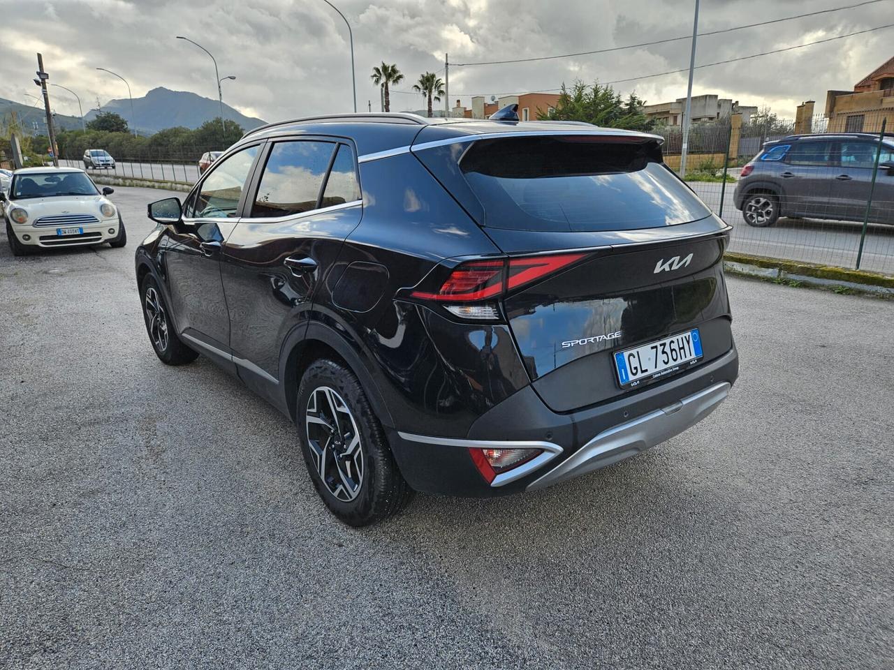 Kia Sportage 1.6 CRDI MHEV BUSINESS