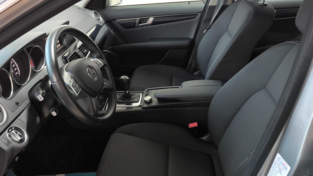 Mercedes-benz C 200 CDI BlueEFFICIENCY Avantgarde