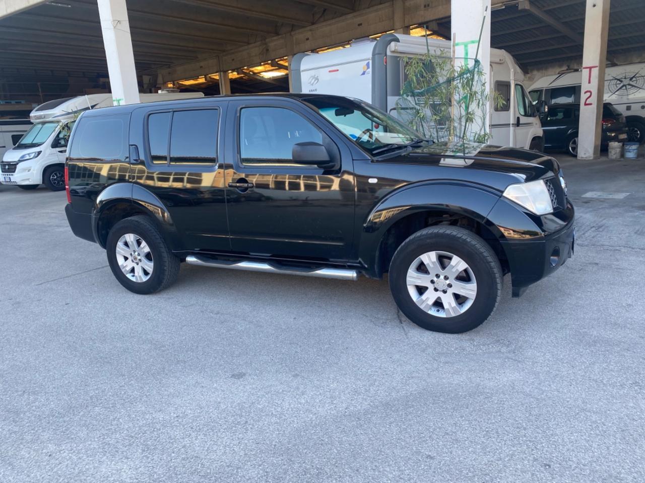 Nissan Pathfinder 2.5 dCi XE Plus