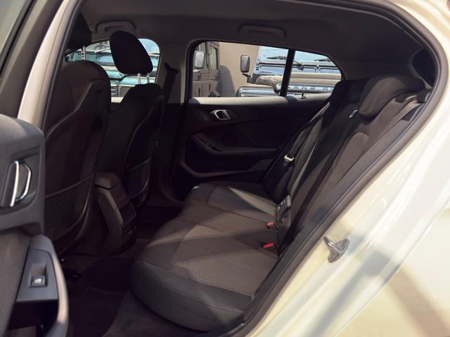 BMW 116 d 5p. Advantage