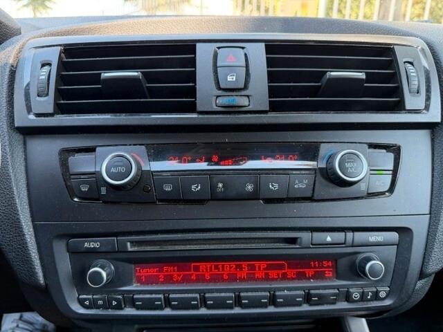 Bmw 116 116d 5p. Urban