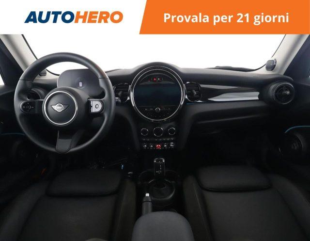 MINI Cooper 1.5 Cooper Business 5 porte