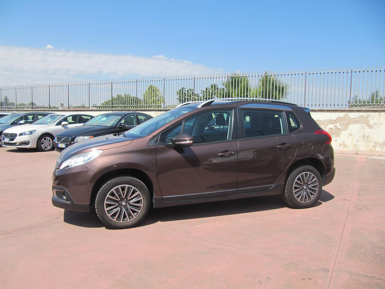 Peugeot 2008 1.2 VTi 82CV Allure - benzina