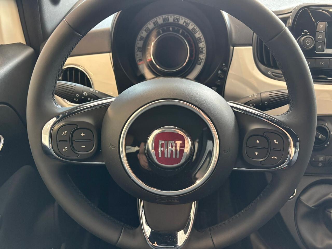 Fiat 500 1.0 Hybrid SPOTICAR