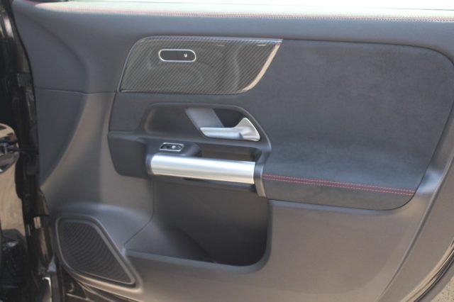 MERCEDES-BENZ GLA 200 d Automatic 4Matic AMG Line Premium