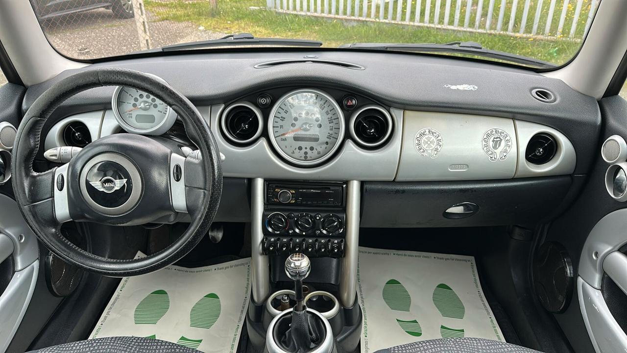 Mini 1.6 16V Cooper