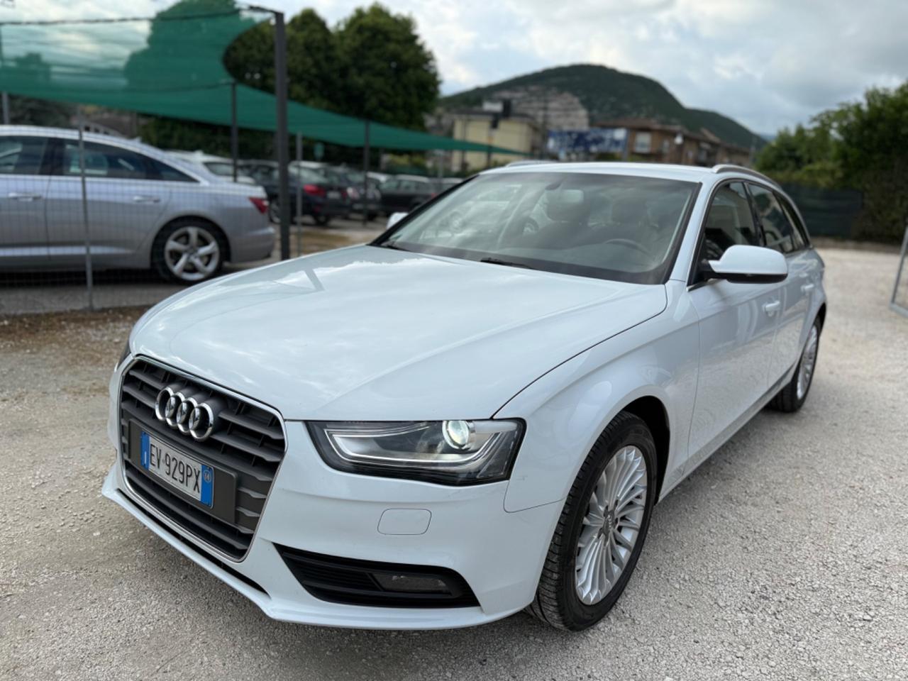 Audi A4 Avant 2.0 TDI 150 CV multitronic Ambiente Uniprop Euro5