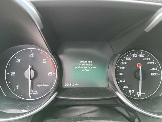 Alfa Romeo Giulia 2.2 Turbodiesel 180 CV AT8 Sport Edition - MOTORE FUSO