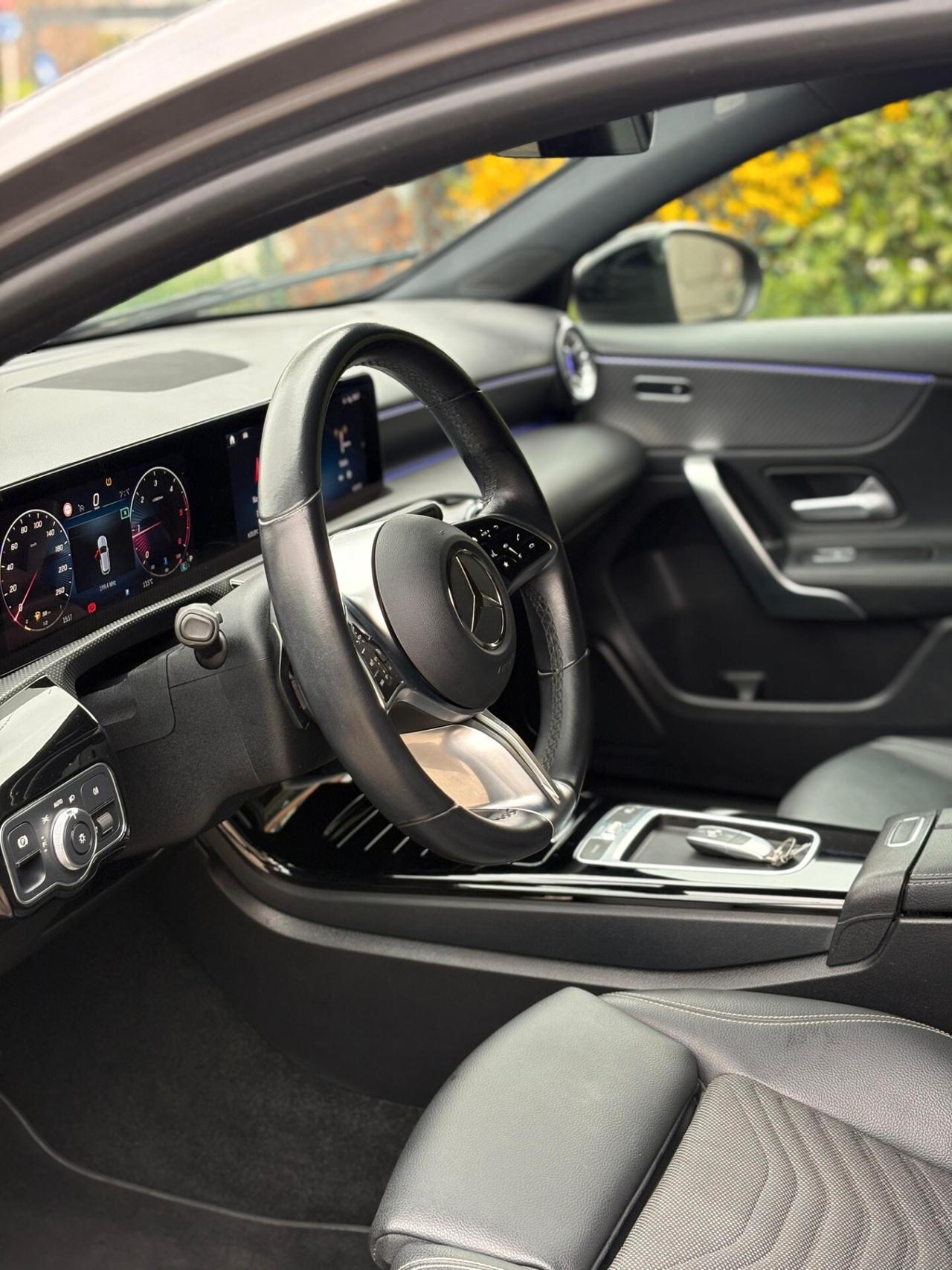 Mercedes-benz A 180 d Automatic AMG Line Premium Plus