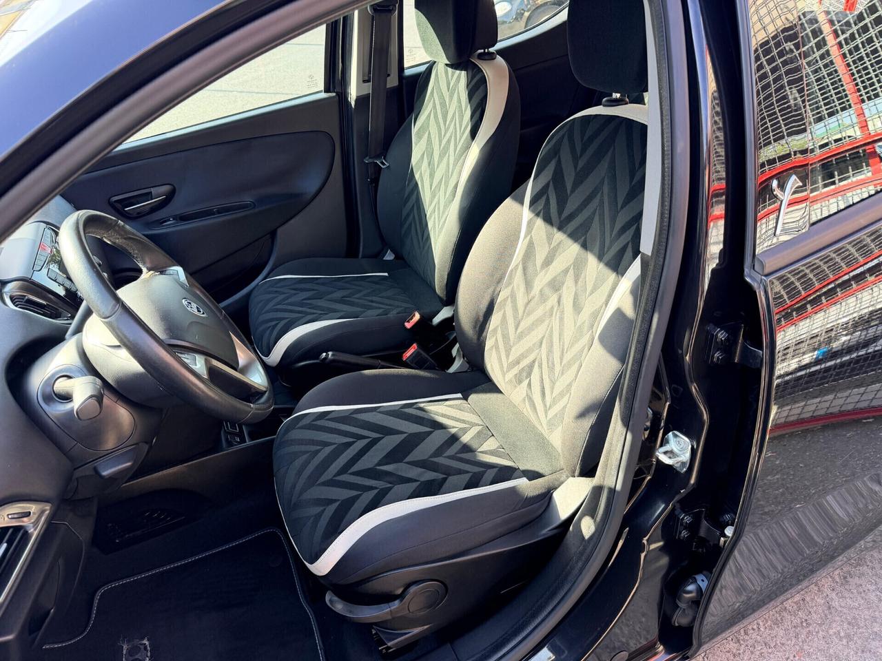 Lancia Ypsilon 1.3 MJT 16V 95 CV 5 porte S&S Platinum