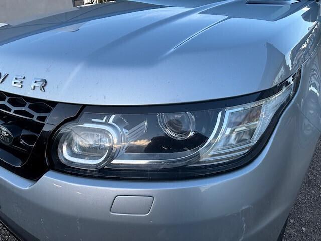 Land Rover RangeRover Sport 3.0 TDV6 HSE Dynamic