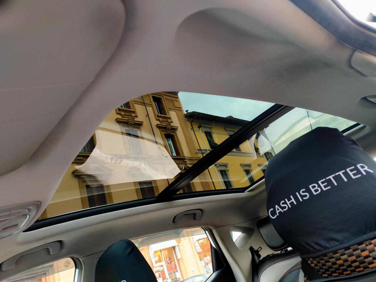 Mg ZS EV Luxury 72 kWh