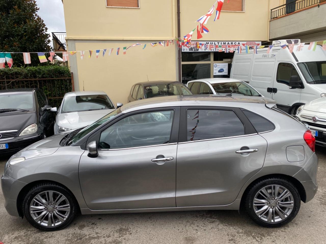 Suzuki Baleno 1.2 Hybrid B-Top