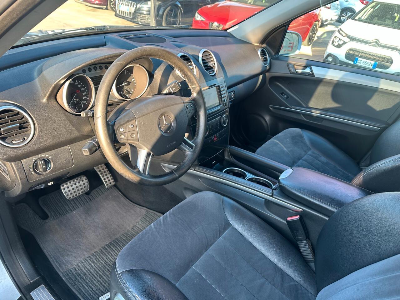 MERCEDES-BENZ*ML 320*CDI*SPORT*NAVI*XENO*PDC*