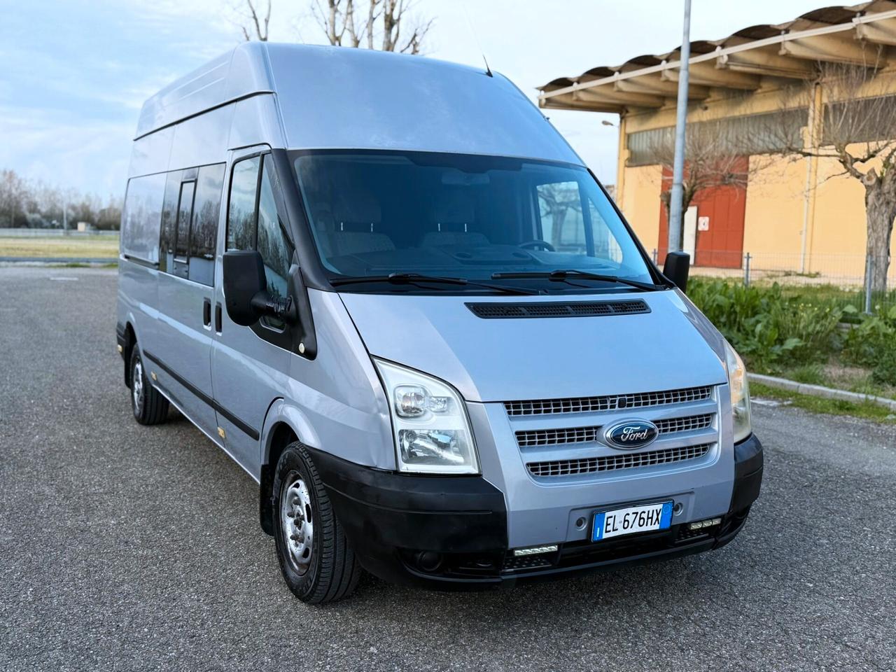 FORD TRANSIT 2.2 TETTO ALTO PASSO LUNGO 6 POSTI
