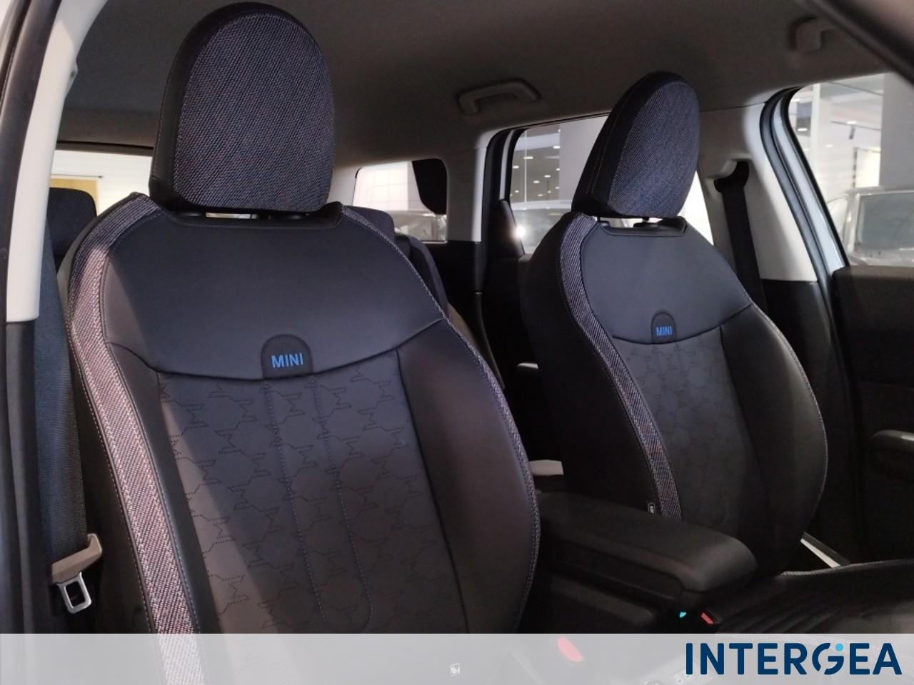 MINI Mini Countryman 1.5 48V C Classic auto