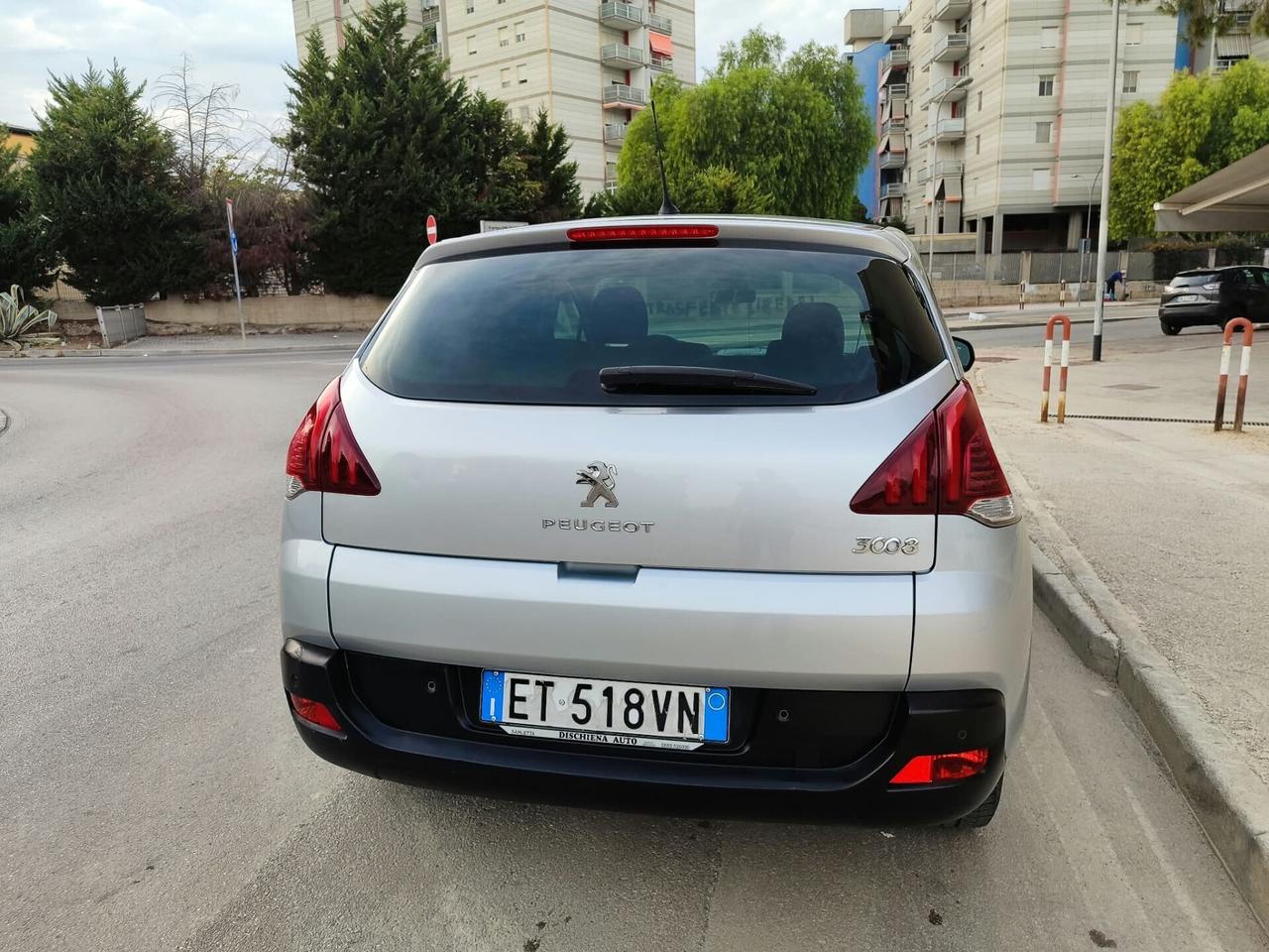 Peugeot 3008 1.6 HDi 115CV PRONTA CONSEGNA